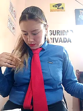 Hannah-colx online show from April 3, 4:13 pm