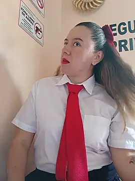 Snapshot of Hannah-colx chatting on May 15, 3:32 pm Hannah-colx online show from May 15, 3:32 pm
