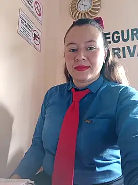 Snapshot of Hannah-colx chatting on May 13, 3:30 pm Hannah-colx online show from May 13, 3:30 pm