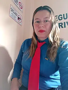 Hannah-colx online show from February 16, 4:05 pm