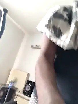 Snapshot of kr_ys_to chatting on September 13, 10:04 am kr ys to online show from September 13, 10:04 am