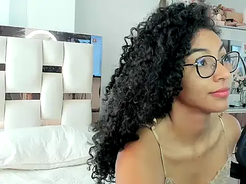 sexycalipso online show from May 5, 1:36 pm