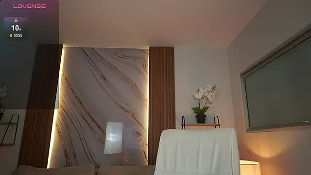 GiaNovak online show from December 20, 7:06 pm