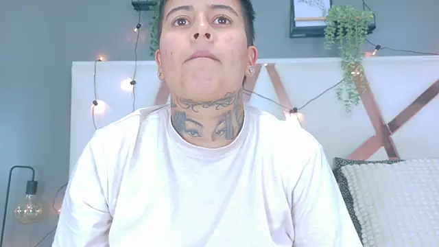 ScarlettVex   online show from November 24, 7:47 pm