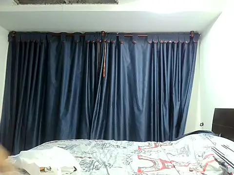 Snapshot of _Cristal chatting on November 12, 9:40 pm Cristal online show from November 12, 9:40 pm