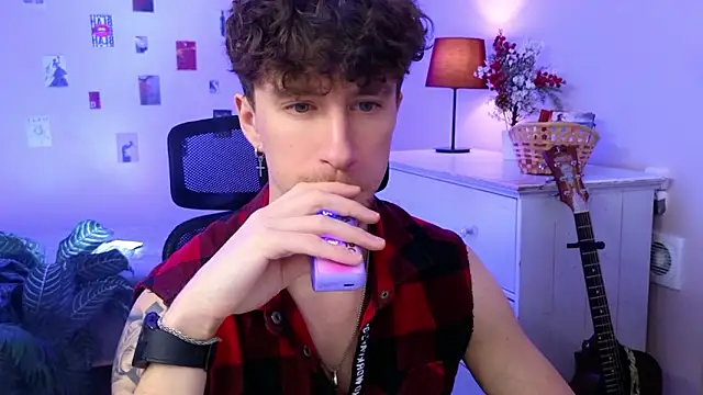 mark caron online show from March 18, 7:59 pm