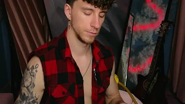 mark caron online show from February 28, 4:01 am