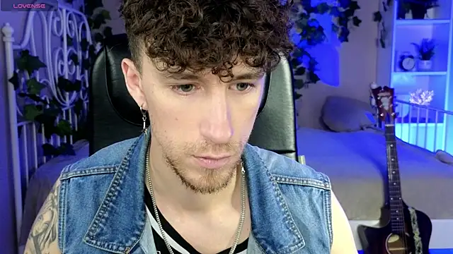 mark caron online show from November 27, 8:31 pm