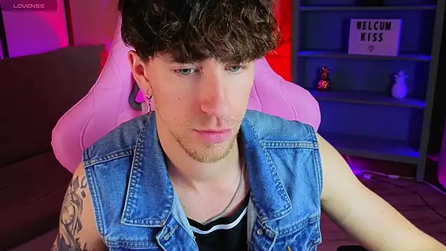 mark caron online show from October 19, 8:22 pm