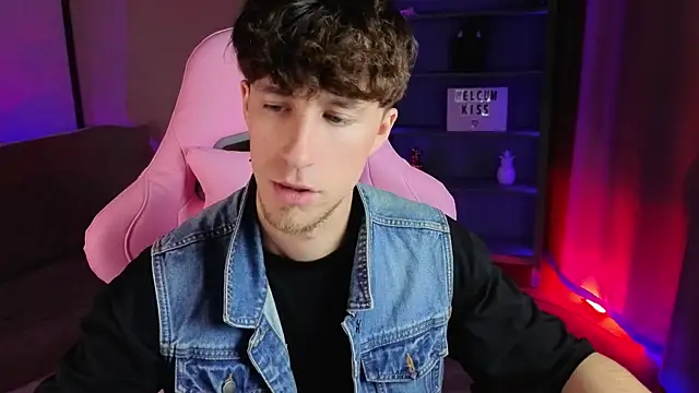 mark caron online show from October 5, 8:32 pm