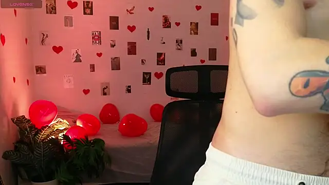 mark caron online show from February 15, 8:41 pm