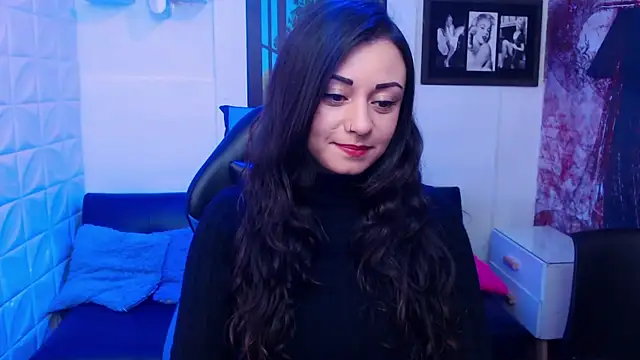 Snapshot of Eva_Roussell chatting on September 23, 2:35 pm Eva Roussell online show from September 23, 2:35 pm