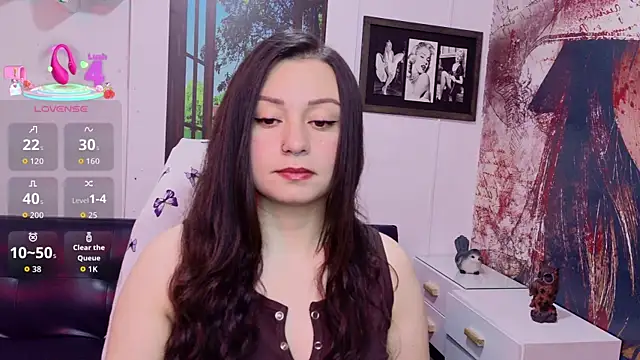Snapshot of Eva_Roussell chatting on June 18, 3:17 pm Eva Roussell online show from June 18, 3:17 pm