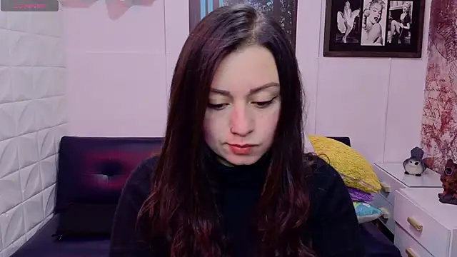 Snapshot of Eva_Roussell chatting on July 8, 3:13 pm Eva Roussell online show from July 8, 3:13 pm