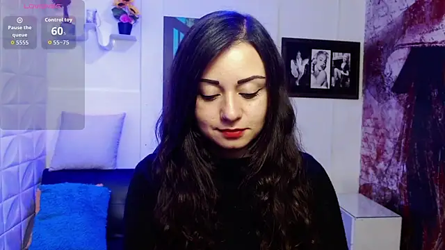 Snapshot of Eva_Roussell chatting on September 30, 2:45 pm Eva Roussell online show from September 30, 2:45 pm