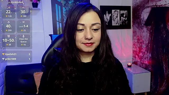 Snapshot of Eva_Roussell chatting on October 14, 4:40 pm Eva Roussell online show from October 14, 4:40 pm