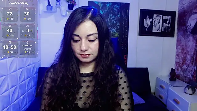 Snapshot of Eva_Roussell chatting on November 29, 2:39 pm Eva Roussell online show from November 29, 2:39 pm