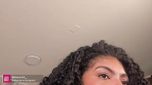 miss curazao online show from March 23, 12:05 pm