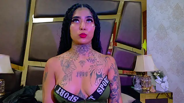 EmilieLake online show from February 23, 7:25 pm