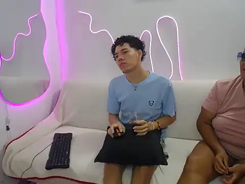 Snapshot of brutal_dirty_sex chatting on October 11, 9:16 pm brutal dirty sex online show from October 11, 9:16 pm