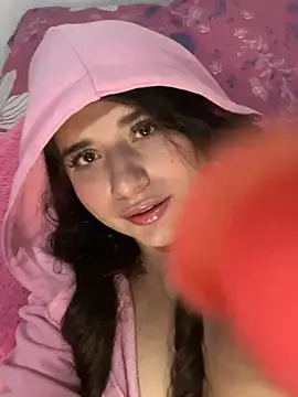 Snapshot of amber_colliiins chatting on November 30, 12:22 am amber colliiins online show from November 30, 12:22 am