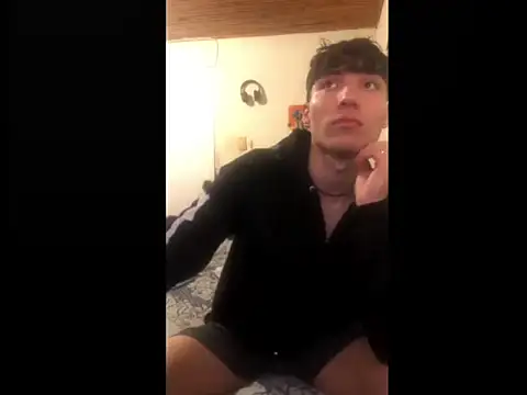 knielBgm online show from September 27, 9:10 pm