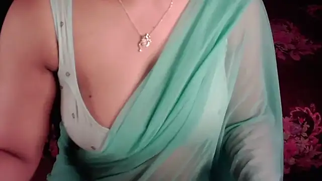 Snapshot of Sexy_Ara__Baby chatting on October 4, 10:06 am Sexy Ara  Baby online show from October 4, 10:06 am