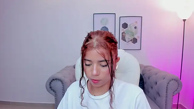 issi loren online show from October 27, 7:48 pm