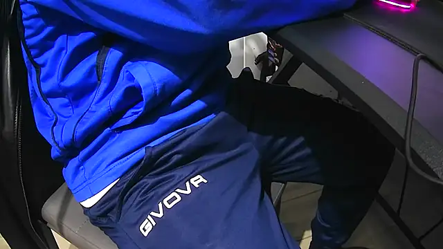 Pennellone98 online show from November 7, 2:10 pm