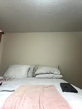 azzahara- online show from December 3, 9:25 pm