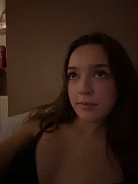 Snapshot of LillieOlive chatting on October 12, 9:38 pm LillieOlive online show from October 12, 9:38 pm