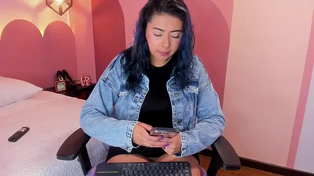 ValeryBoobs1 online show from March 14, 12:55 pm