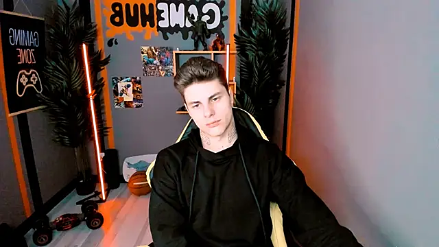 JackWolw online show from October 2, 12:19 pm