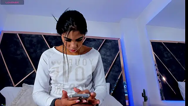 SusanaHenao online show from December 16, 5:50 pm