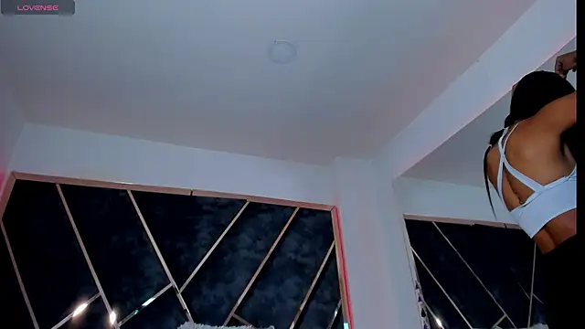 SusanaHenao online show from November 19, 5:46 pm