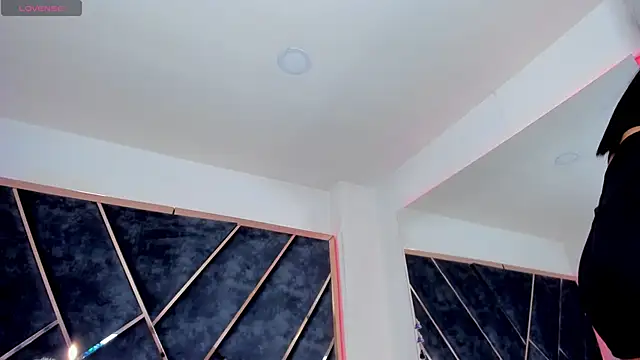 SusanaHenao online show from November 16, 5:06 pm