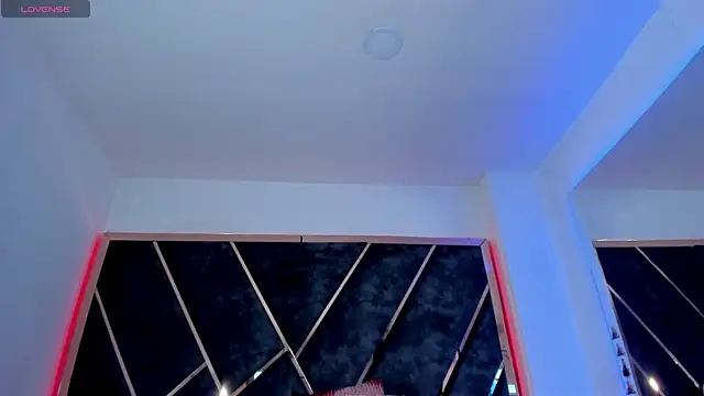 SusanaHenao online show from November 4, 6:33 pm