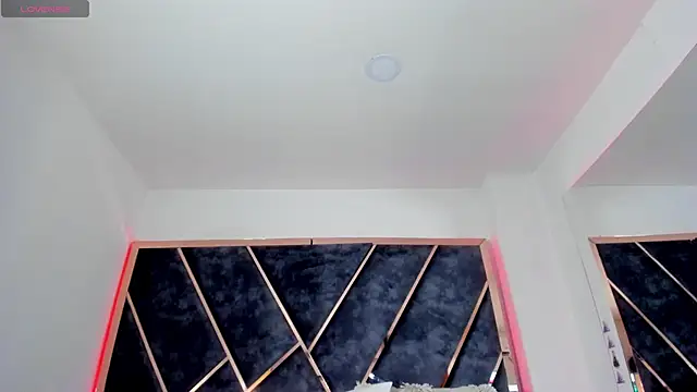 SusanaHenao online show from December 19, 3:47 pm