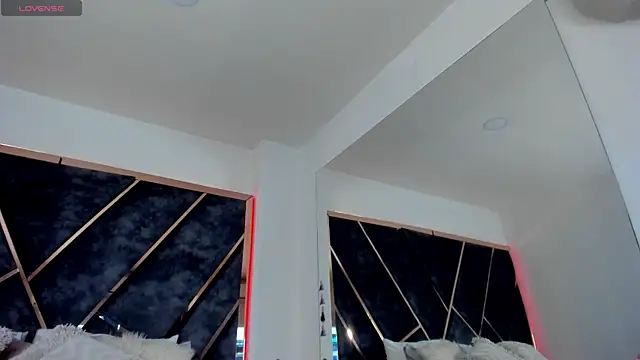 SusanaHenao online show from November 28, 7:58 pm