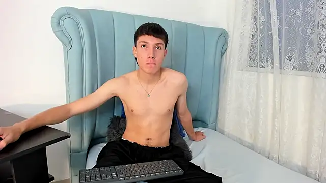 LittleDanny  online show from October 29, 2:49 pm