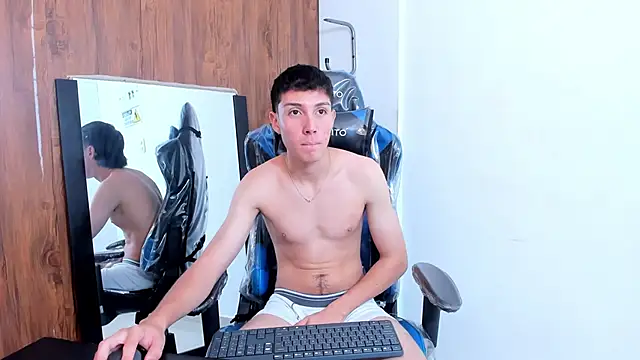 LittleDanny  online show from September 21, 1:16 pm
