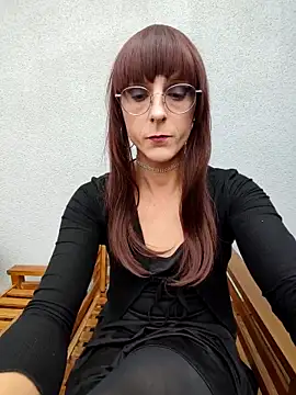 Snapshot of jenny5962 chatting on October 2, 1:14 pm jenny5962 online show from October 2, 1:14 pm