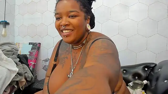 Anaa Fuentess online show from October 10, 12:17 pm