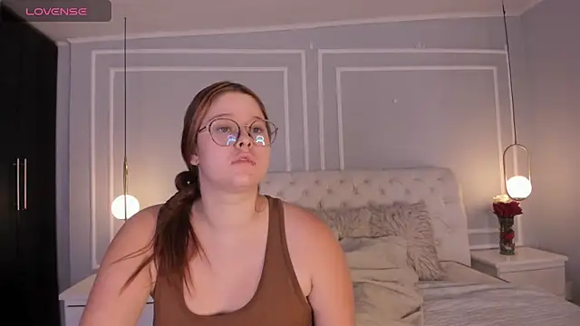 sakura Gomez online show from April 18, 7:18 pm