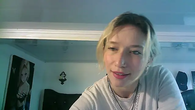 Snapshot of Licethf00x chatting on September 10, 12:48 pm Licethf00x online show from September 10, 12:48 pm