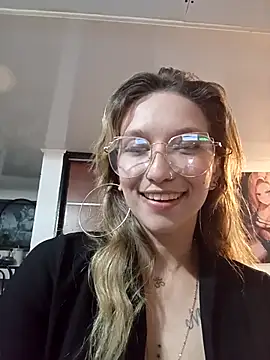 Snapshot of Licethf00x chatting on November 20, 12:55 am Licethf00x online show from November 20, 12:55 am