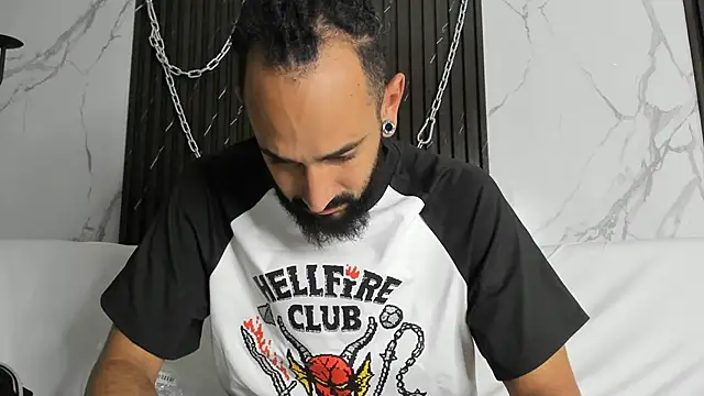 Tatis   online show from February 6, 8:27 pm