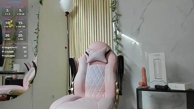 Tatis   online show from February 24, 7:59 pm