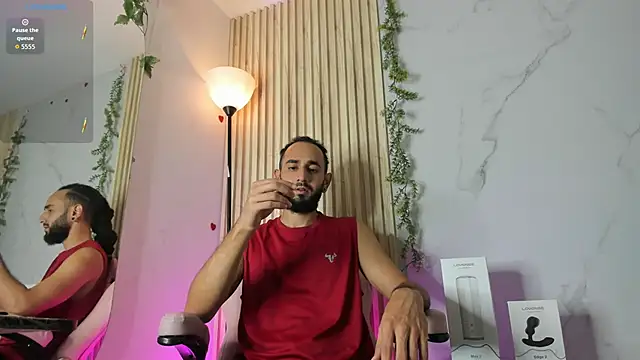 Tatis   online show from February 26, 8:20 pm