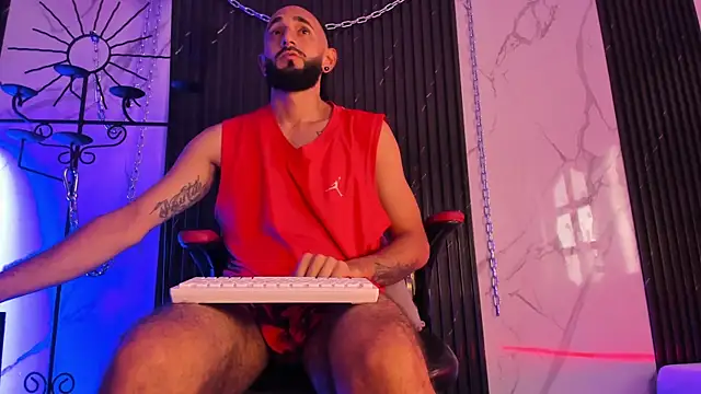 Tatis   online show from November 12, 8:45 pm